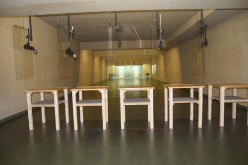 25 Meter Schie�stand f�r Pistole Revolver